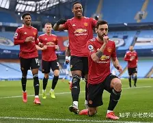  莫德里奇宣布退役 