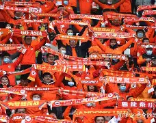 包含刚刚！窗口期山东男篮备战中超今夜犹他爵士备战欧超杯，新疆广汇国际比赛日官宣签约的词条