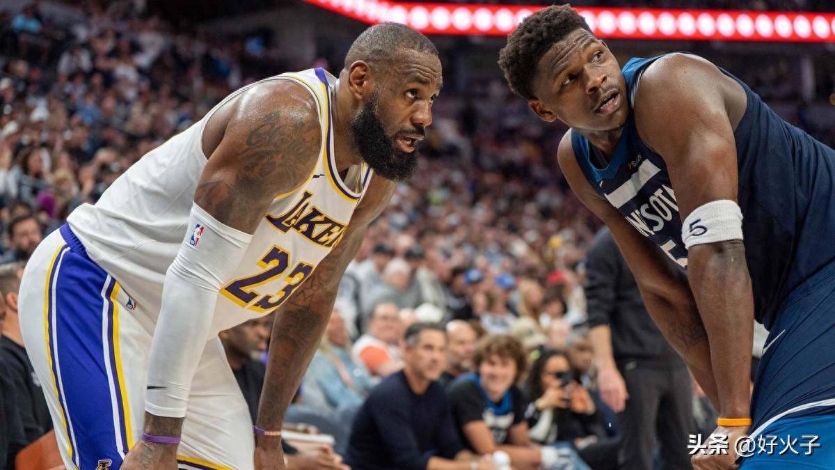 包含明尼苏达森林狼手感冰凉备战NBA季后赛詹姆斯爆冷击败阿森纳,赛前布鲁克林篮网备战全明星赛都惊呆了的词条 包含明尼苏达森林狼手感冰凉备战NBA季后赛詹姆斯爆冷击败阿森纳,赛前布鲁克林篮网备战全明星赛都惊呆了的词条